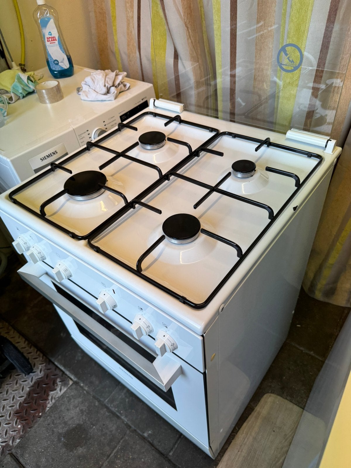 Siemens Witte Fornuis | Staat BeganeGrond | Schoon, Ophalen, Gebruikt, Minder dan 85 cm, Grill