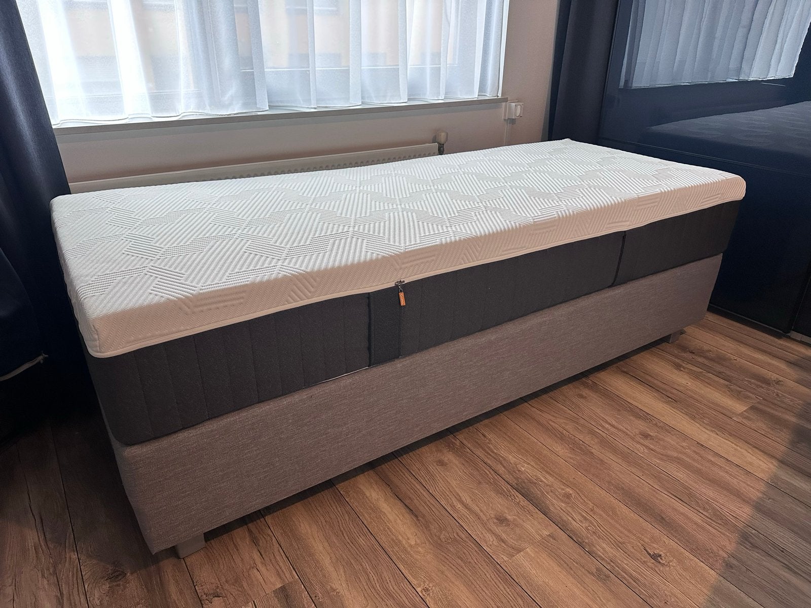 Boxspring 80x200 met Emma Original Elite matras, Ophalen, Eenpersoons, Zo goed als nieuw, 80 cm