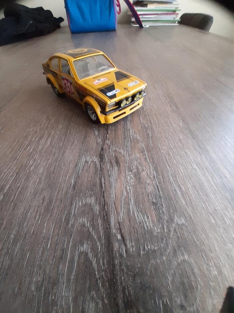Burago Opel kadett c coupe GT/E, Ophalen of Verzenden, Zo goed als nieuw, Bburago