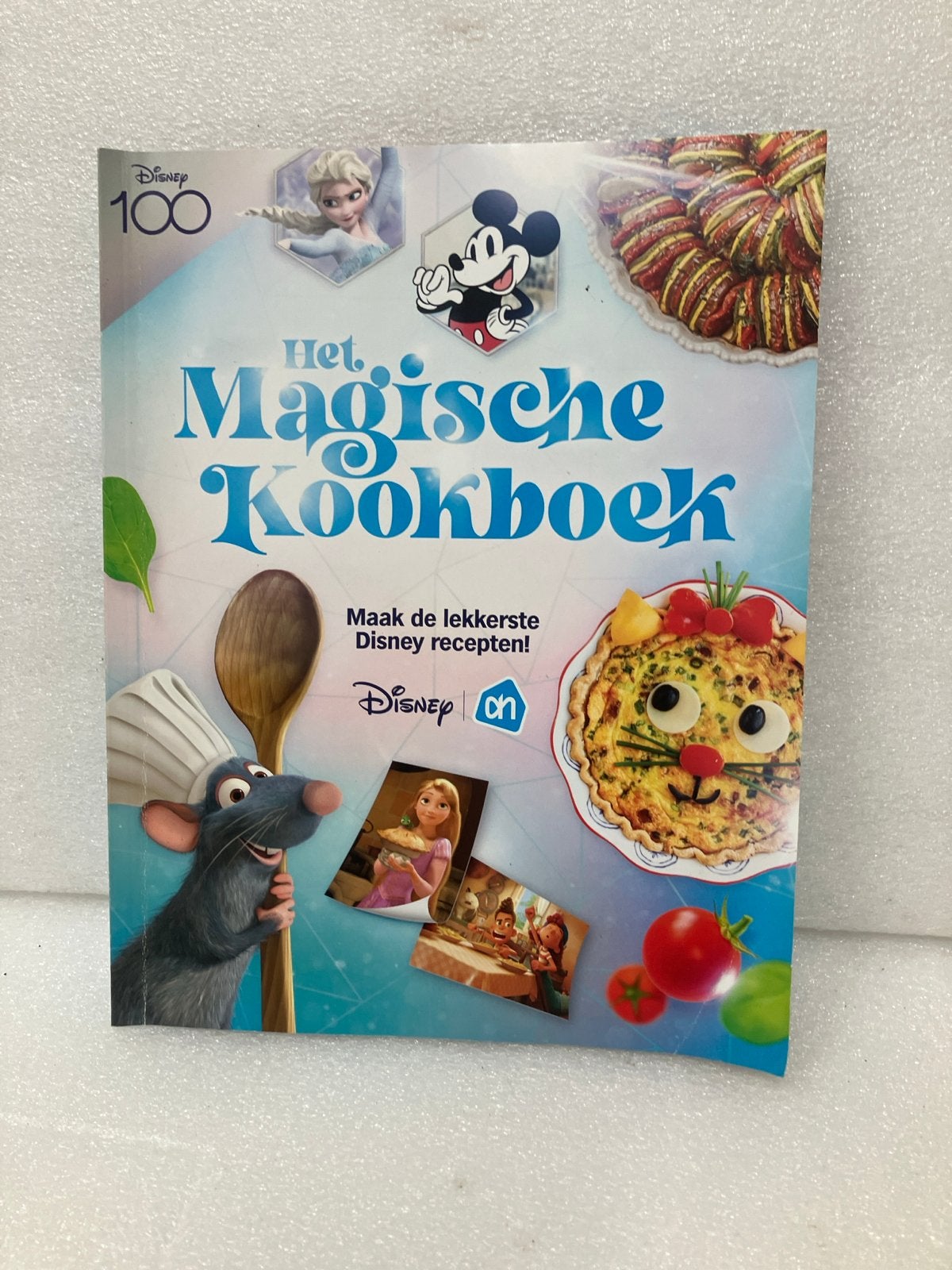 Het Magische Kookboek - Disney 100 Plaatjes Album AH, Ophalen of Verzenden, Zo goed als nieuw, Overige gebieden, Hoofdgerechten