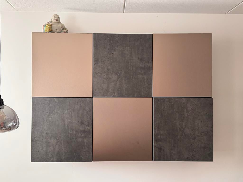 2x IKEA Bestå wandkast zwart/bruin met wijnrek en deuren, Overige materialen, Gebruikt, 150 tot 200 cm, Ophalen of Verzenden