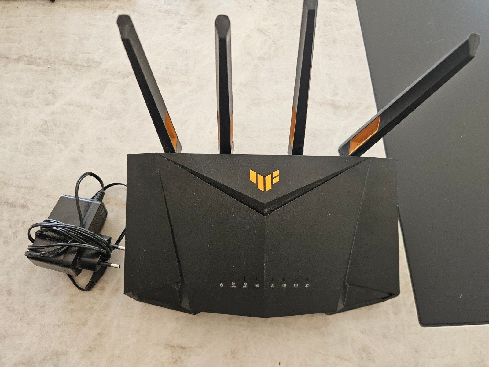 Asus Tuf Gaming AX3000 router WiFi 6, Ophalen of Verzenden, Zo goed als nieuw, Router, Asus