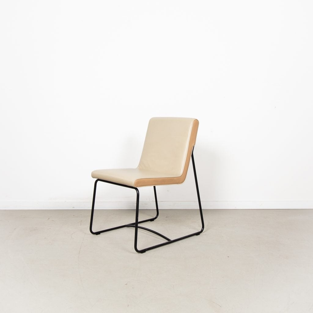 Leolux Spring Stoel Creme/Beige Leer - Zwart, Huis en Inrichting, Stoelen, Niet ingevuld, Zo goed als nieuw, Niet ingevuld, Niet ingevuld