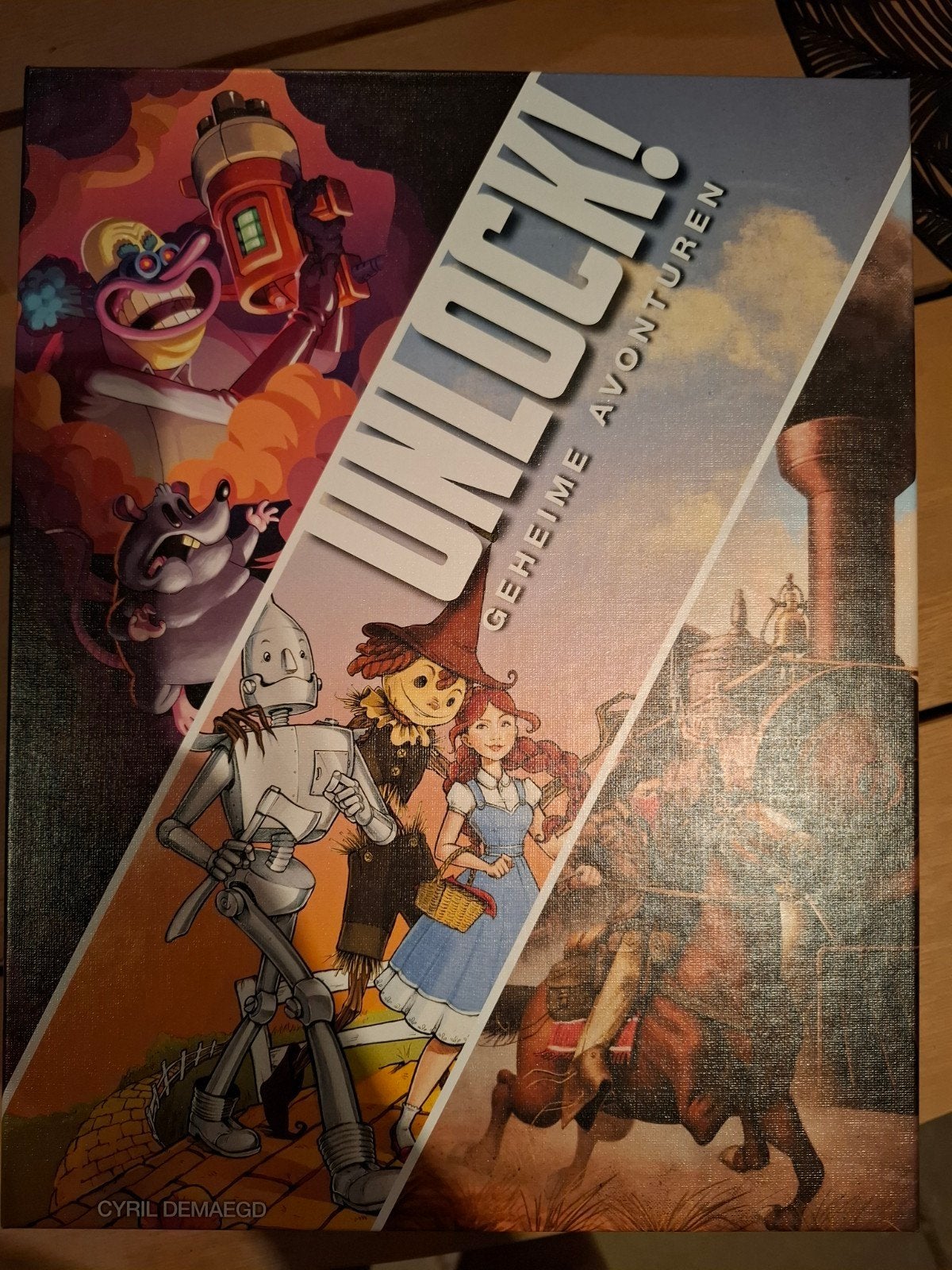 Unlock! Geheime Avonturen Escape Room Spel, Een of twee spelers, Ophalen of Verzenden, Zo goed als nieuw, Space Cowboys