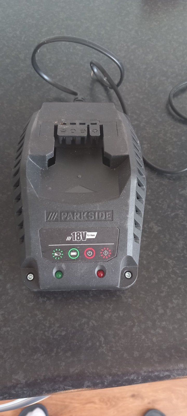 Parkside 18V Oplader PABS 18-Li B3-2 voor Boormachines, Doe-het-zelf en Verbouw, Ophalen