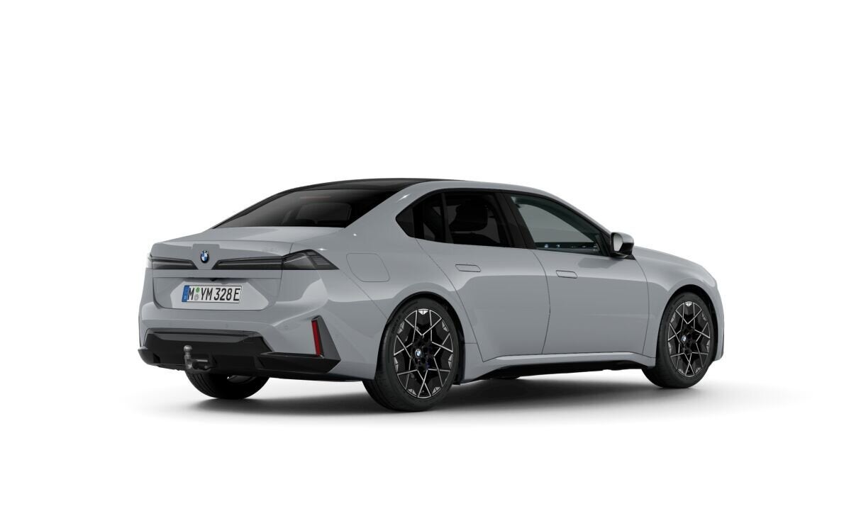 BMW i3 50 xDrive M Sport / Panoramadak / Trekhaak / 3D Head-, Automaat, Zwart, Leder, Automatische klimaatregeling
