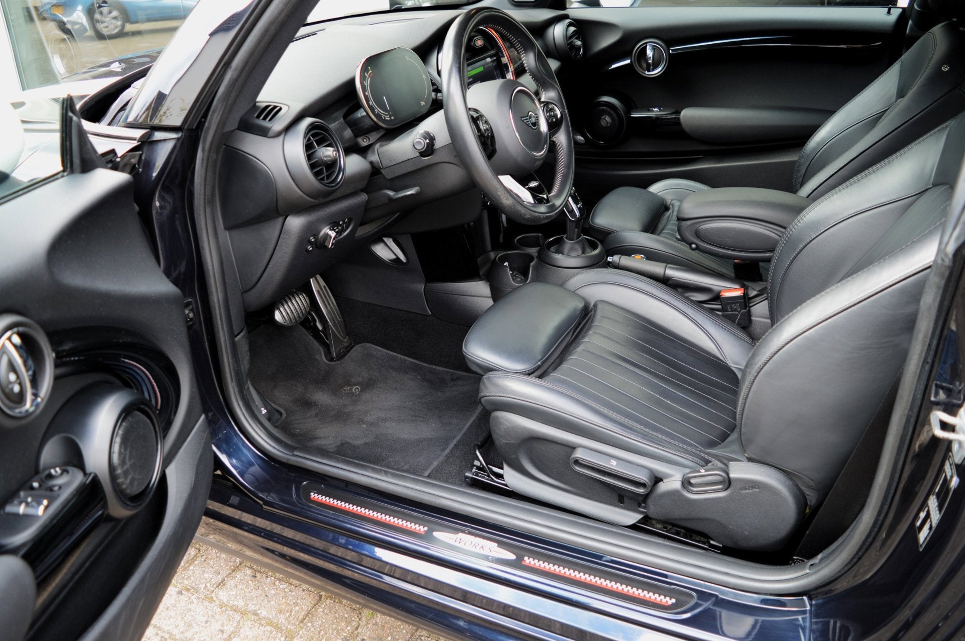 Mini Mini 1.5 Cooper John Cooper Works Sportleder Harman Kar, Auto's, Dealer onderhouden, 136 pk, Gebruikt, 49 €/maand