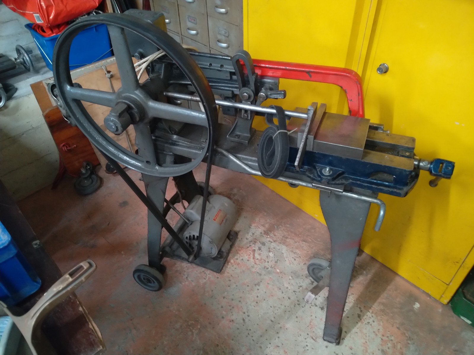 zaag machine, Ophalen