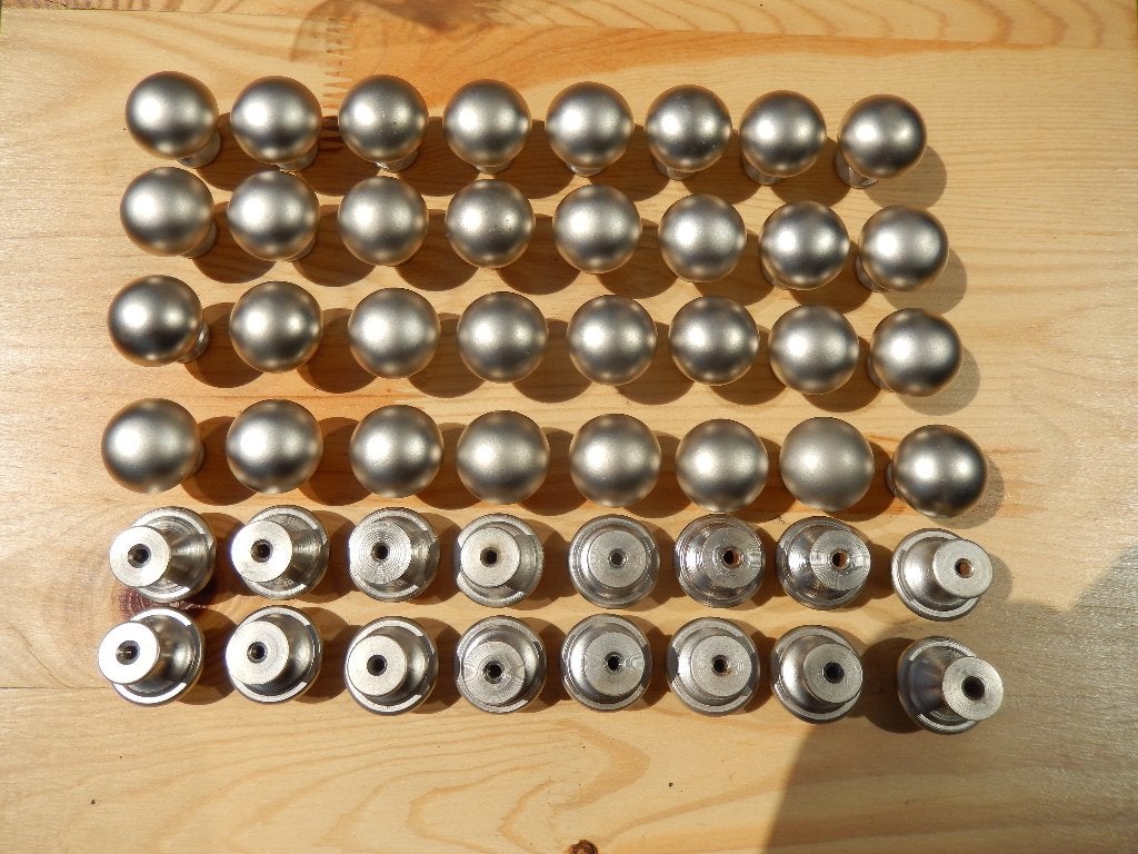 Set van 18 moderne meubelknopjes / kastknoppen, Ophalen of Verzenden, Nieuw, Chroom, Klink of Kruk