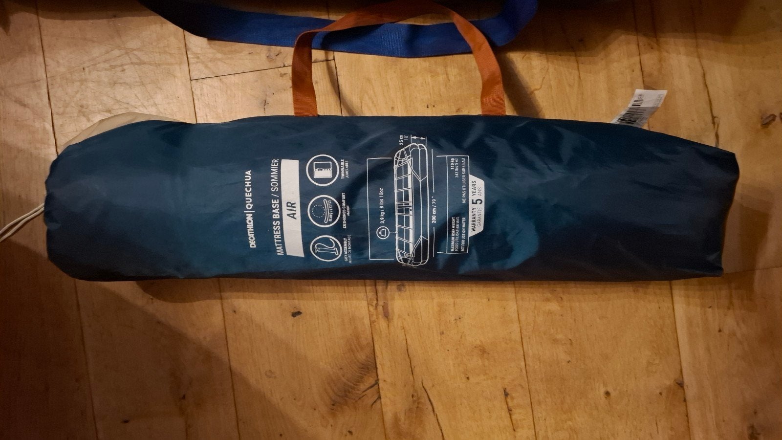 opblaasbare decathlon lattenbodem  met redwood slaapmat, Ophalen, Zo goed als nieuw