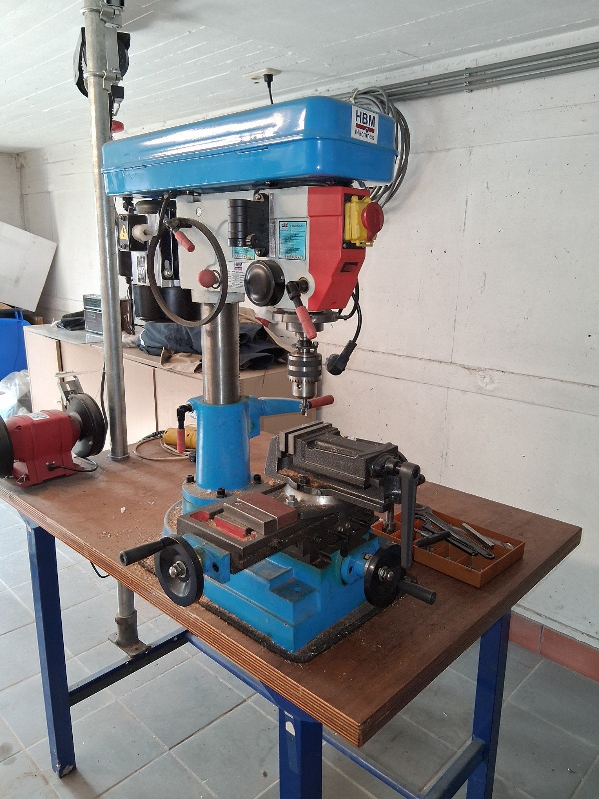 HBM 16 Freesmachine - Robuuste en veelzijdige machine, Doe-het-zelf en Verbouw, Gereedschap | Freesmachines, Ophalen, Gebruikt