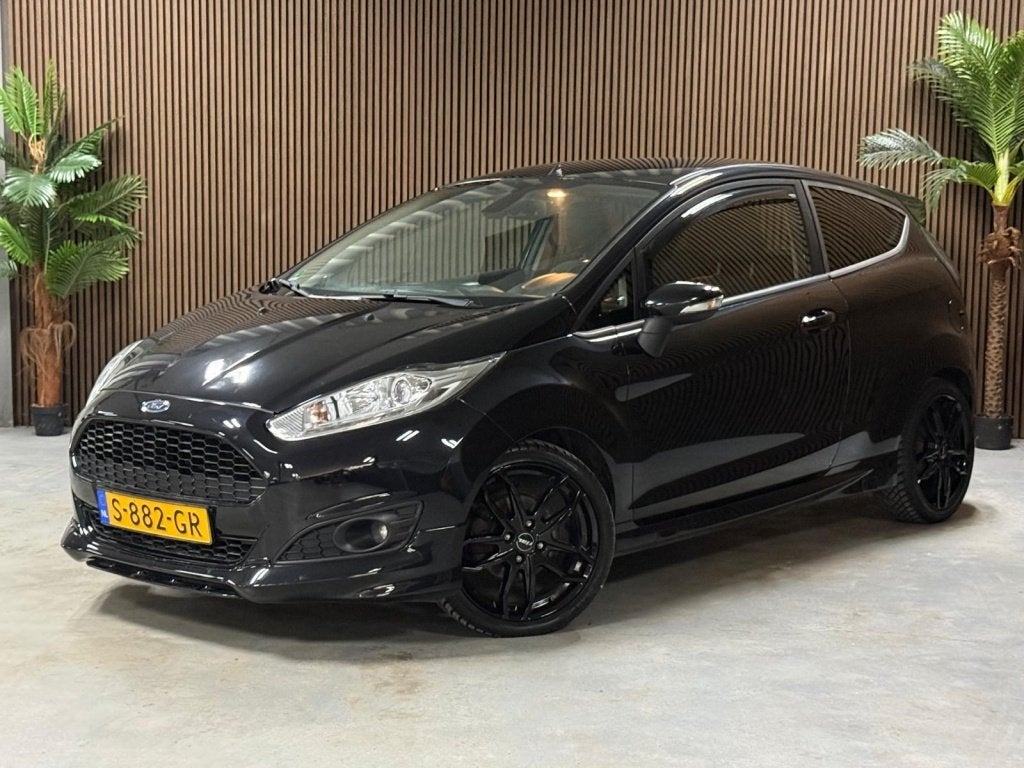 Ford Fiesta 1.0 EcoB. Sport (bj 2015), 125 pk, Euro 6, Zwart, Bedrijf