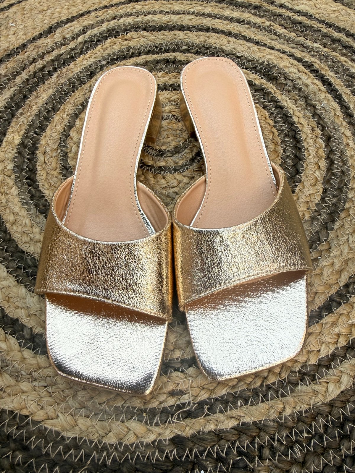 Muiltjes met Klein Hakje - Maat 38, Kleding | Dames, Schoenen, Overige kleuren, Zo goed als nieuw, Sandalen of Muiltjes, Ophalen of Verzenden