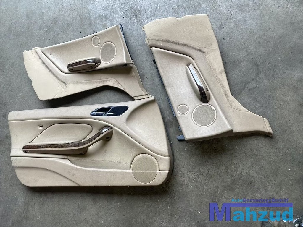 BMW 3 SERIE E46 Cabrio BEIGE deurpanelen voor achter links r, Petuelring 130
80788  Munich, DE, Gebruikt, Info@bmw.de, Ophalen of Verzenden