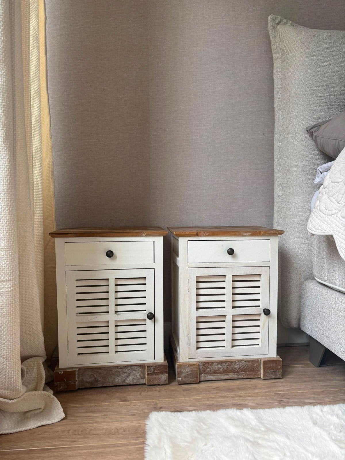 Nachtkastjes Ibiza/Riviera Maison stijl (set van 2), Huis en Inrichting, Slaapkamer | Nachtkastjes, Ophalen, Gebruikt, Minder dan 45 cm