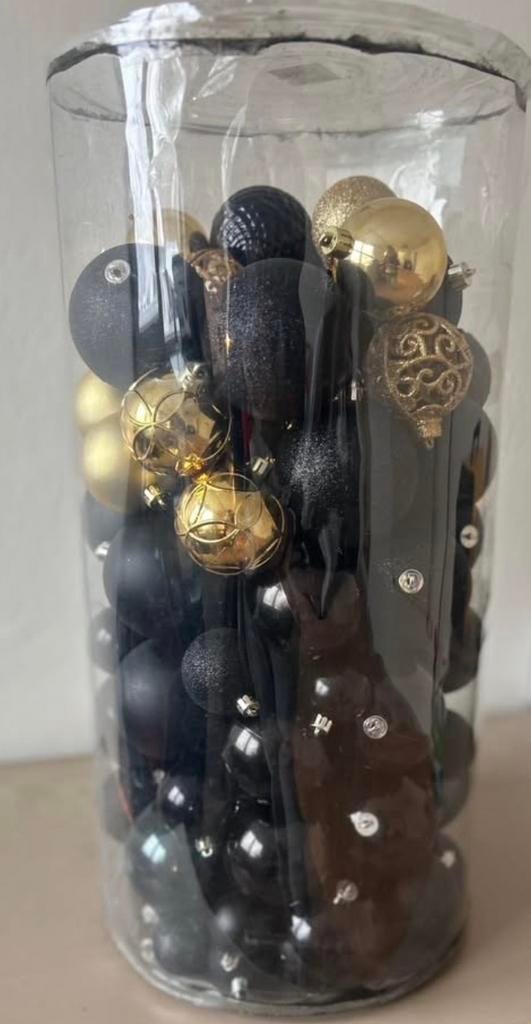 Kerstdecoratie ballen & trein, Diversen, Kerst, Ophalen, Zo goed als nieuw