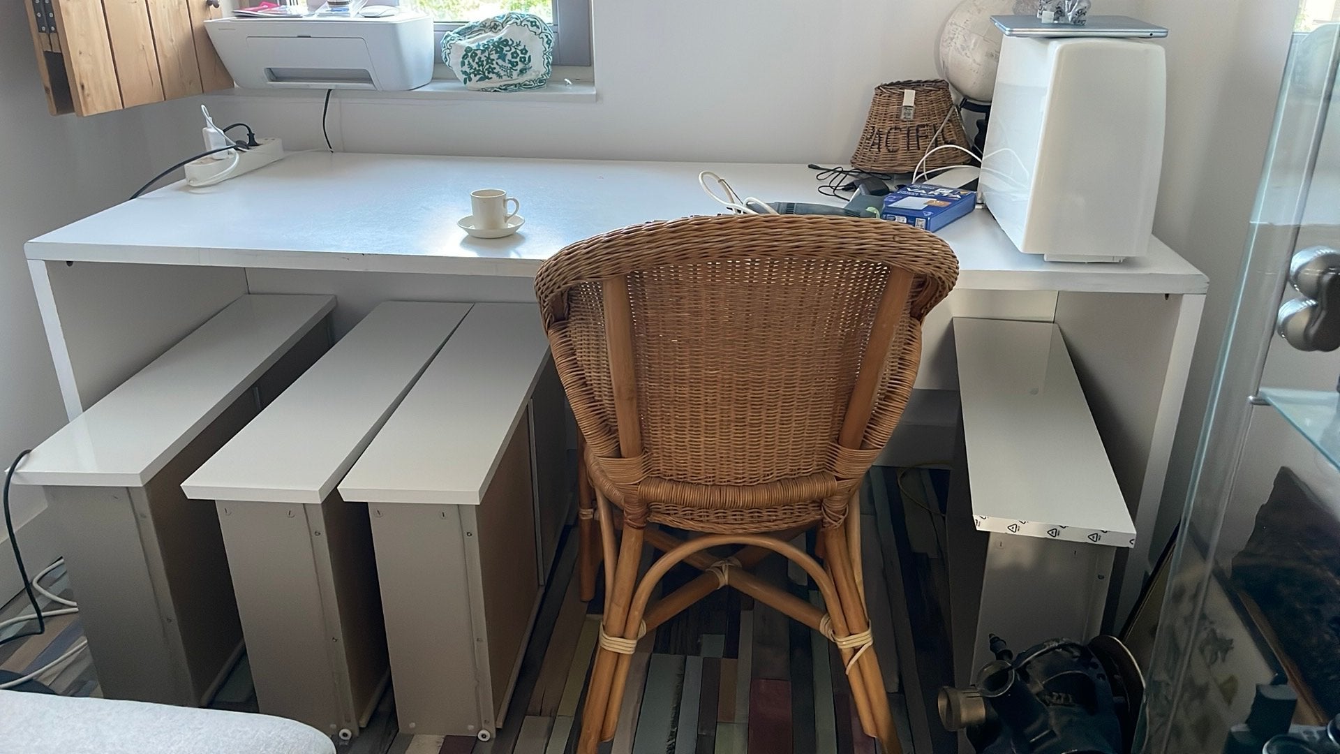 Buro van muur tot muur, Ophalen, Gebruikt, Overige materialen, 3 zitplaatsen
