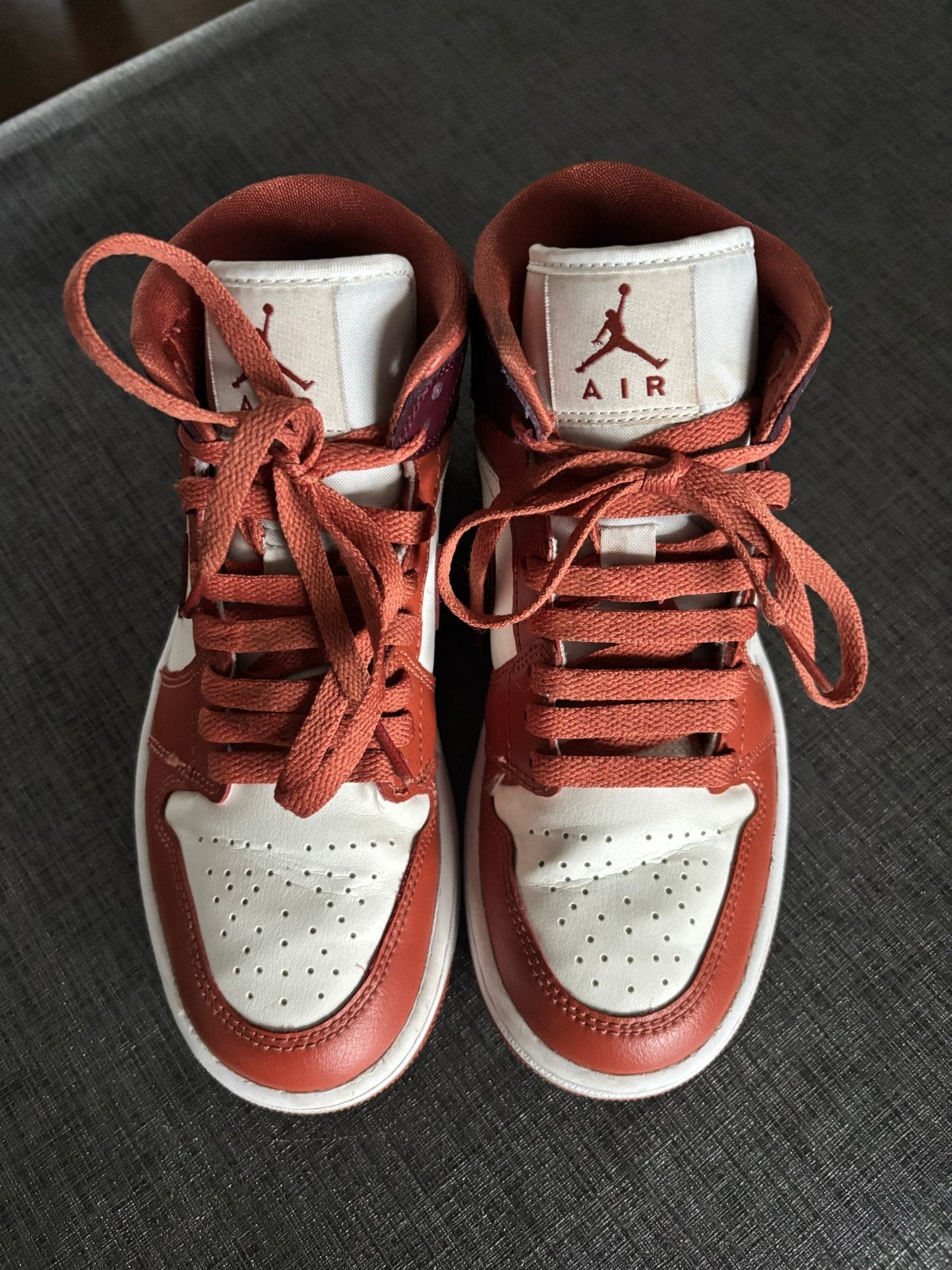Nike Jordan 35/5 Sportschoenen, Ophalen, Zo goed als nieuw, Jongen of Meisje, Sportschoenen