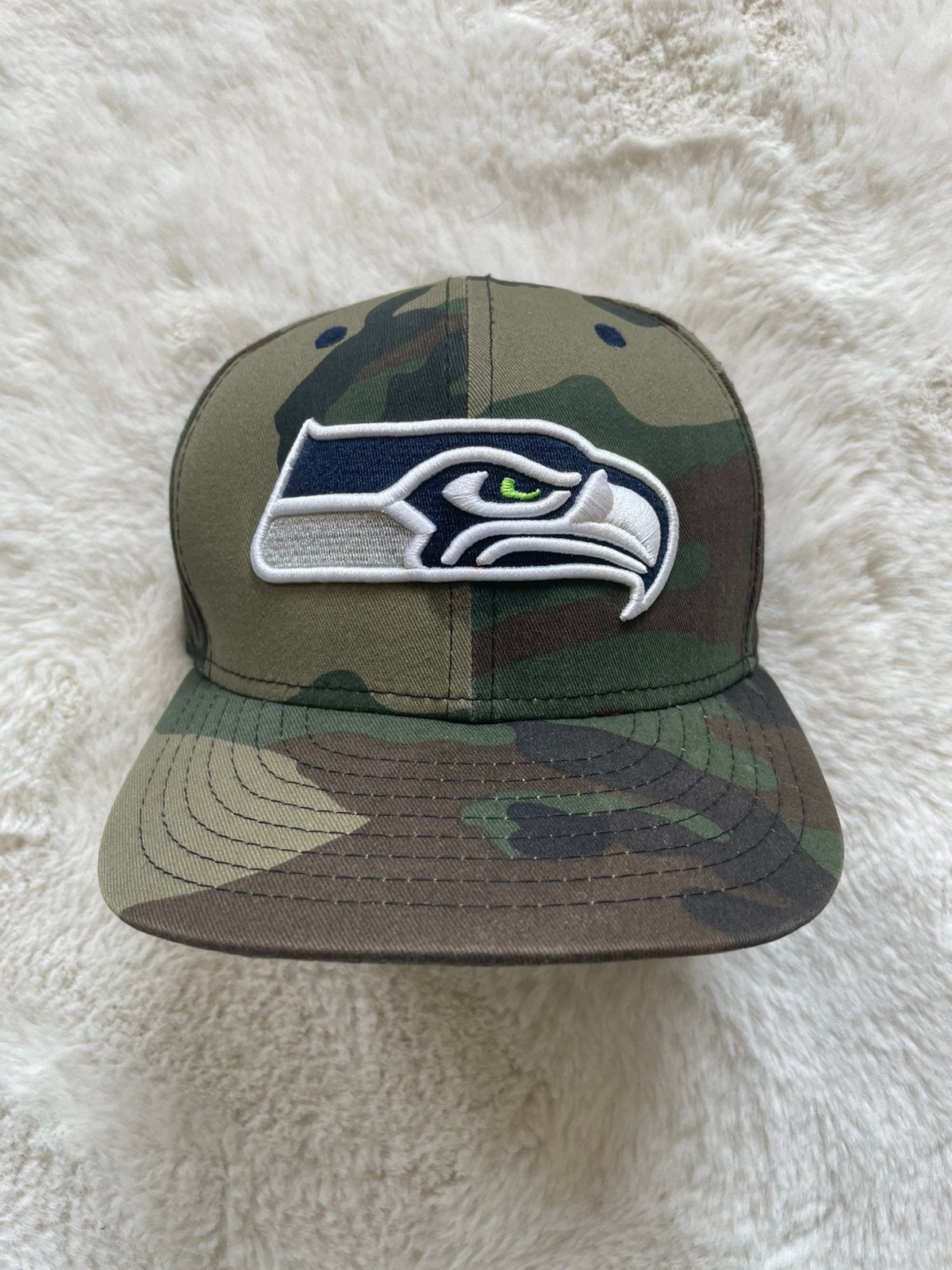 New Era Seattle Seahawks Cap | Camouflage NFL Pet, Ophalen of Verzenden, Zo goed als nieuw, 57 cm (M, 7⅛ inch) of minder, Pet