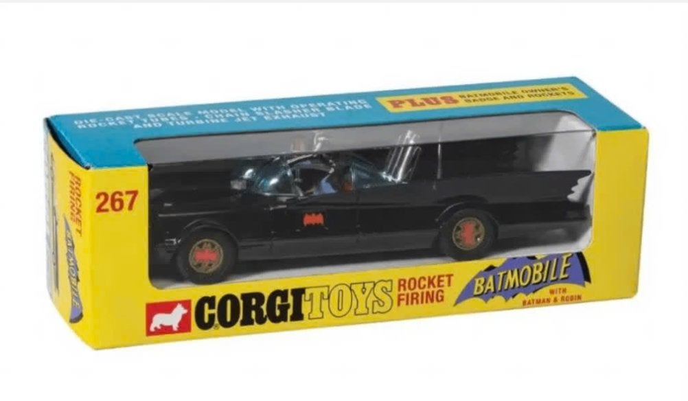 Batmobile in blisterdoos incl. trekhaak Corgi NEW 1:46 # 267