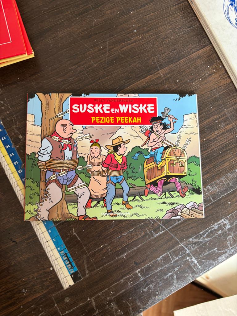Suske en Wiske - Pezige Peekah (Hardcover), Boeken, Stripboeken, Eén stripboek, Ophalen, Zo goed als nieuw