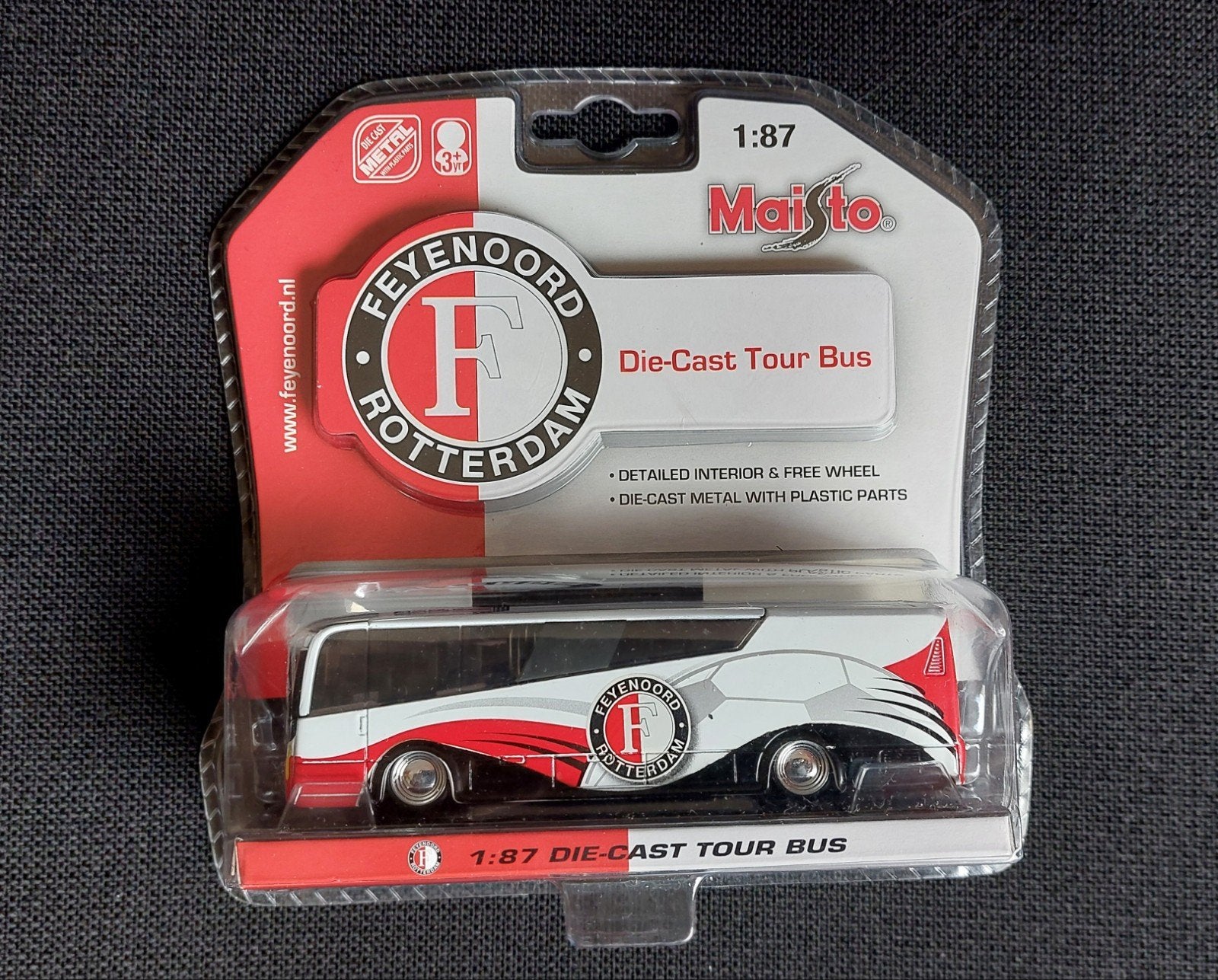 Feyenoord Collectie: Bus, Plafondlamp en Klok, Ophalen of Verzenden, Zo goed als nieuw, Feyenoord, Overige typen