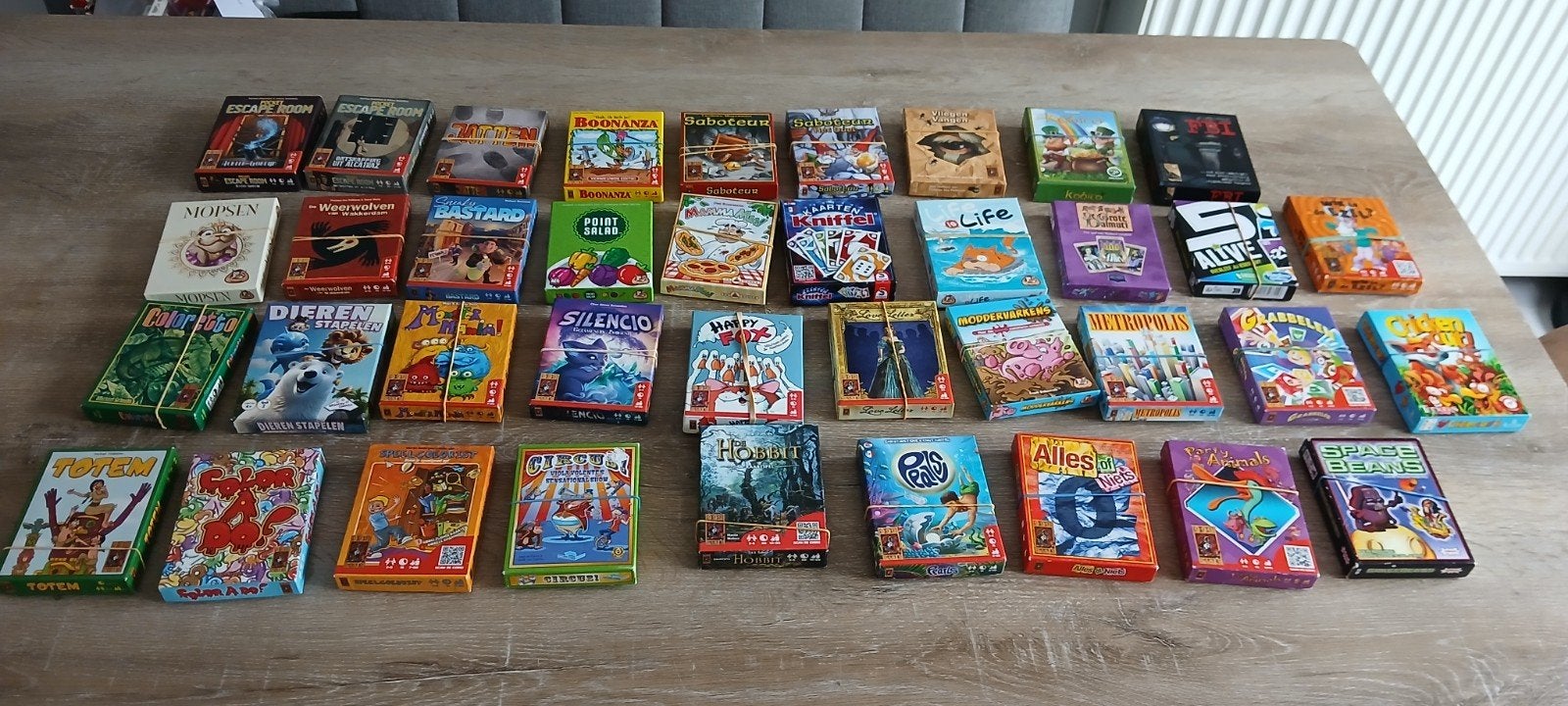 Set Kaartspellen the hobbit silencio kobito de grote dalmuti, Vijf spelers of meer, Ophalen of Verzenden, Gebruikt, Diverse uitgevers