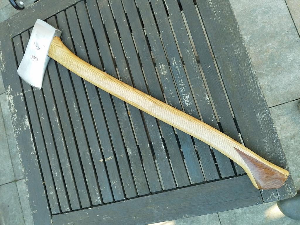 Sandvik Hakbijl - Zweeds staal, hickory steel 65cm, 1250g, Tuin en Terras, Ophalen of Verzenden, Gebruikt, Overige typen, Sandvik