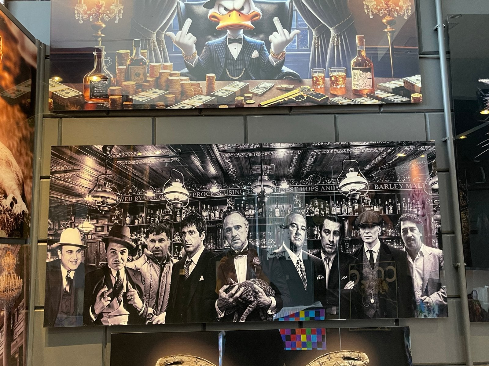 Plexiglas schilderij: Gangsters in de bar - 122x55 cm, Ophangklaar, Film, Kunststof, Ophalen of Verzenden