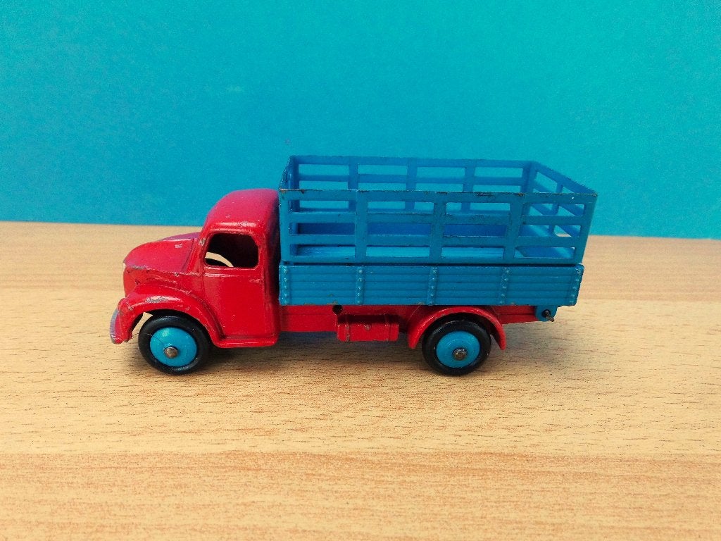 DINKY TOYS No. 343 FARM PRODUCE TRUCK, Ophalen of Verzenden, Zo goed als nieuw, Bus of Vrachtwagen, Dinky Toys
