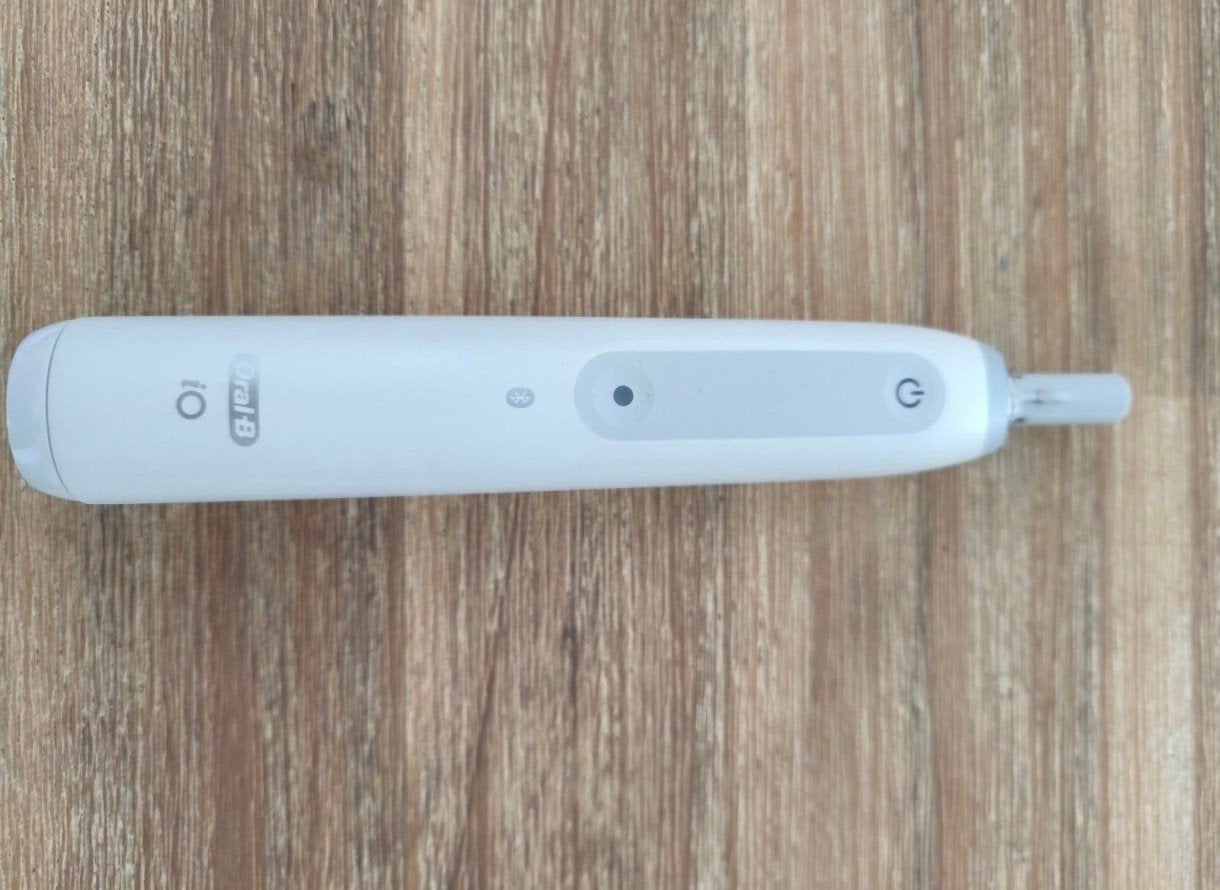 Oral-B iO Series 4 electrische tandenborstel wit NIEUW!, Ophalen of Verzenden, Nieuw, Tandenborstel