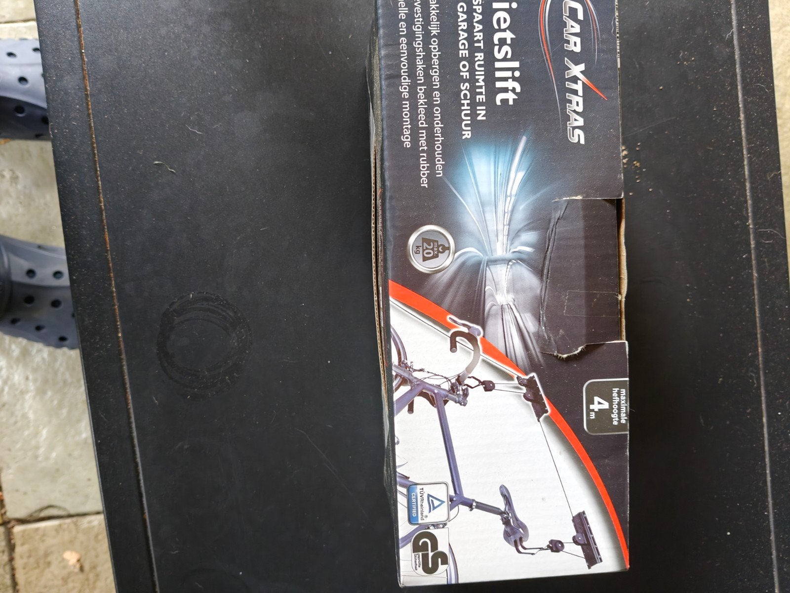 Foto 3 van Car Xtras Fietslift - Ruimtebesparend ophangsysteem