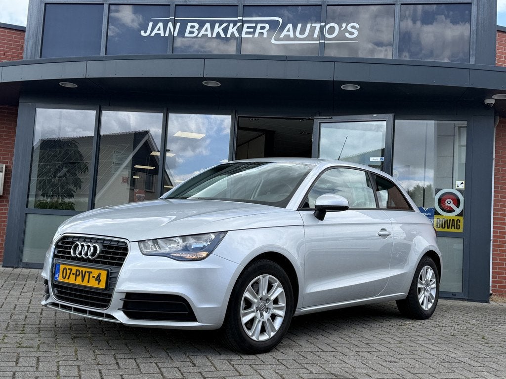 Audi A1 1.4 TFSI Attraction Pro Line PDC Airco Elec.ramen Cr, Voorwielaandrijving, Stof, Zwart, 4 stoelen