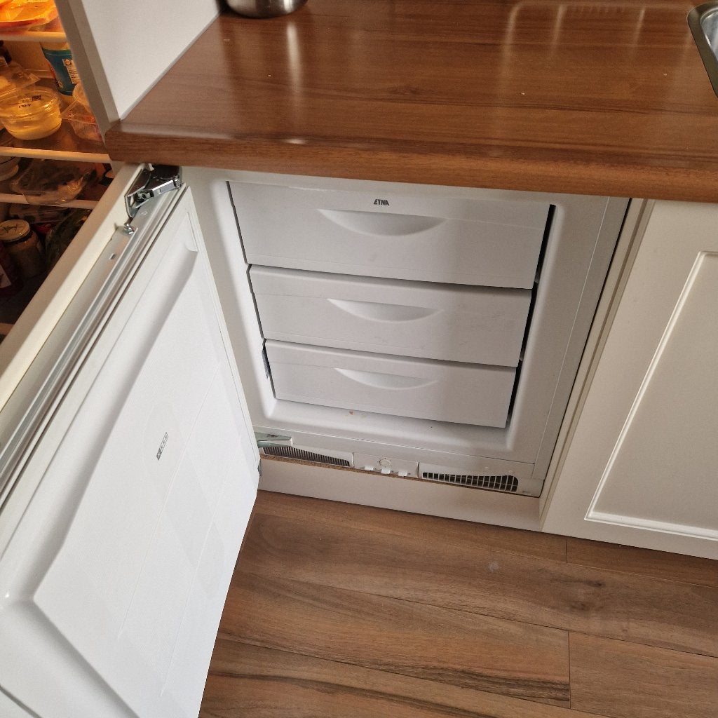 inbouw vriezer, Gebruikt, Minder dan 85 cm, Inbouw, 60 tot 90 cm