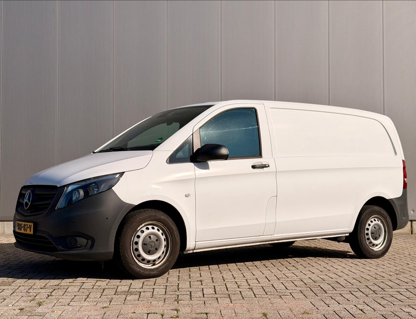 Mercedes-Benz Vito 2.1 CDI 100KW 2019, Zwart, 4 cilinders, 1905 kg, Wit
