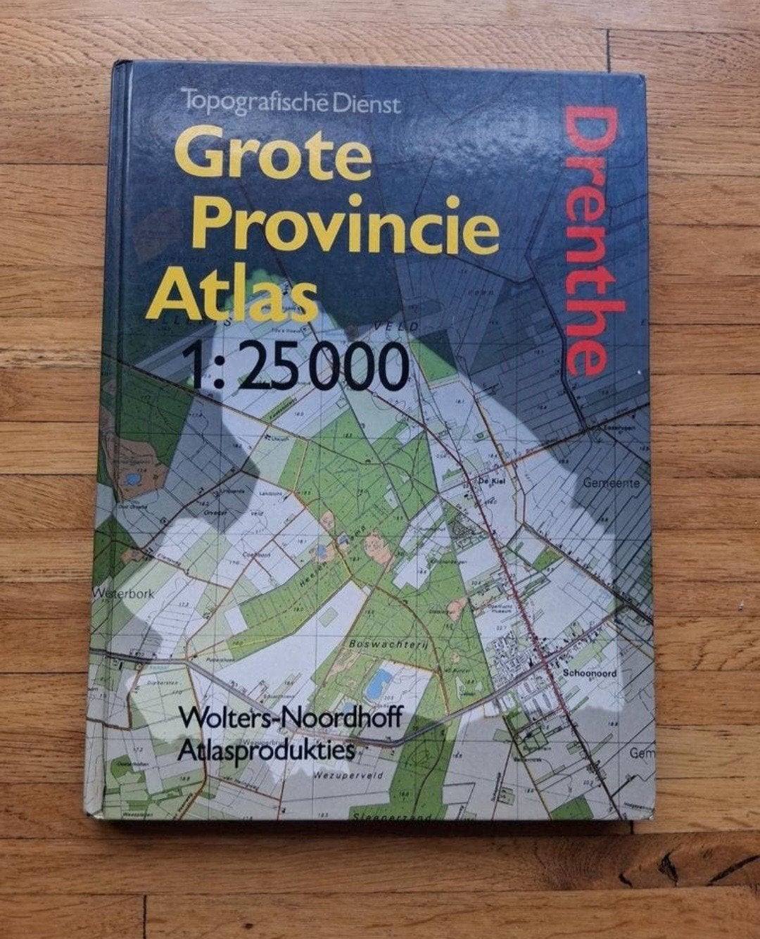Grote provincie atlas Drenthe
Wolters noordhoff atlasprodukt, Boeken, Ophalen of Verzenden, 1800 tot 2000, Nederland, Landkaart