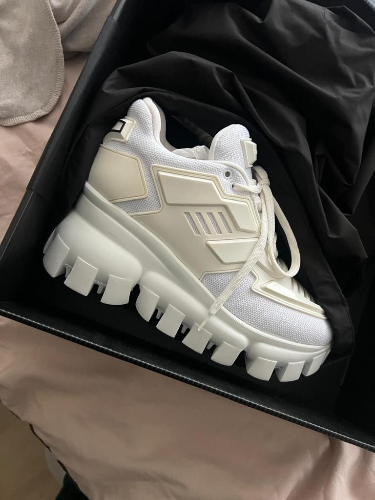 Prada Cloudbust Thunder Sneakers Wit maat 39, Kleding | Dames, Schoenen, Nieuw, Sneakers of Gympen, Wit, Ophalen