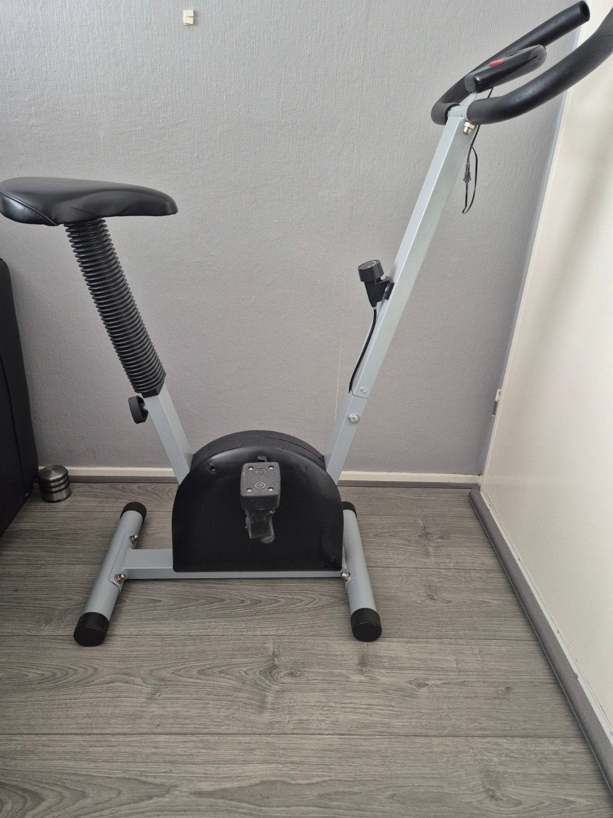 Hometrainer, Ophalen, Gebruikt, Metaal, Benen