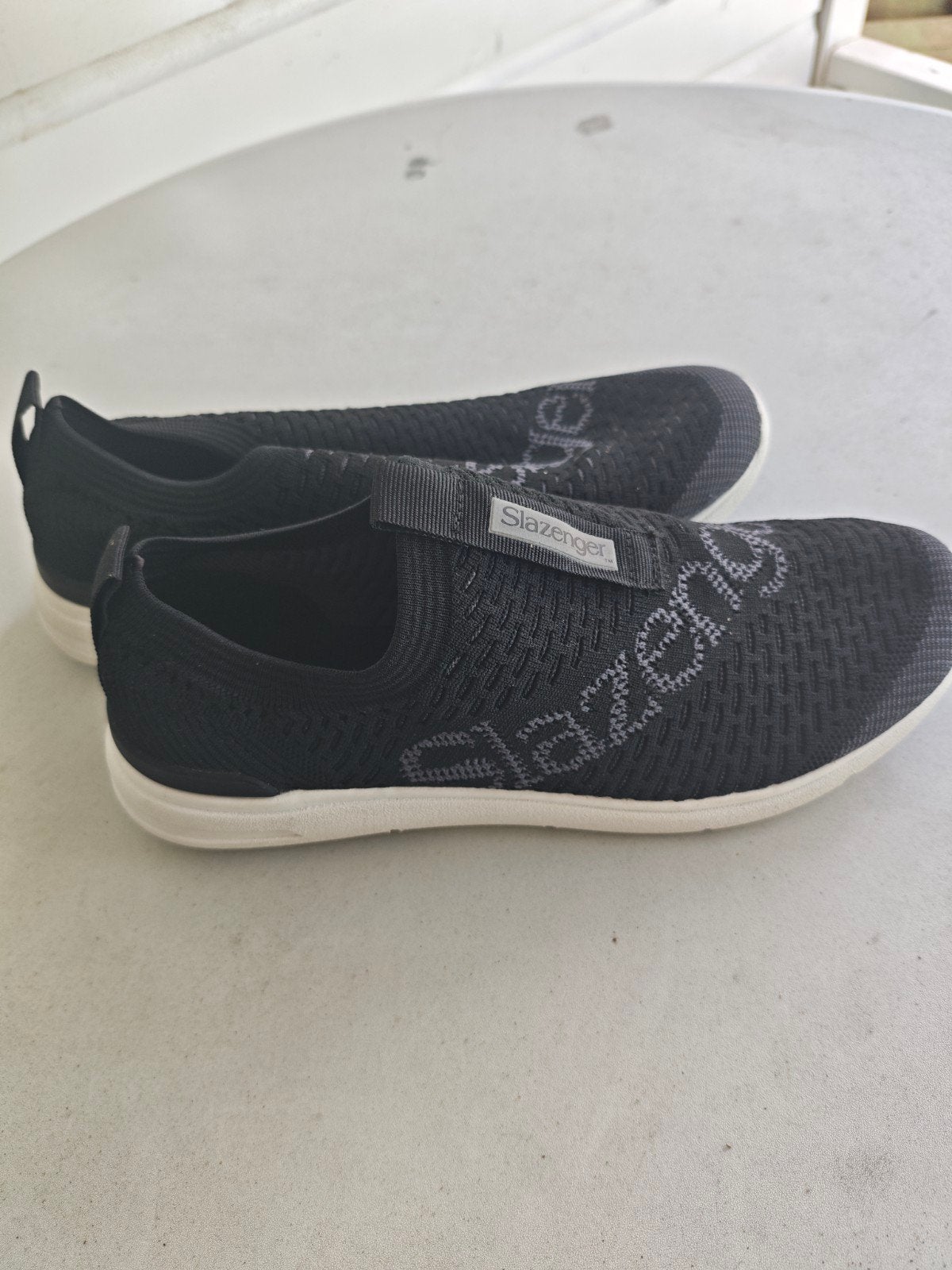 Slazenger sneakers maat 41 - Zwart sportschoenen, Slazenger, Zwart, Nieuw, Ophalen of Verzenden