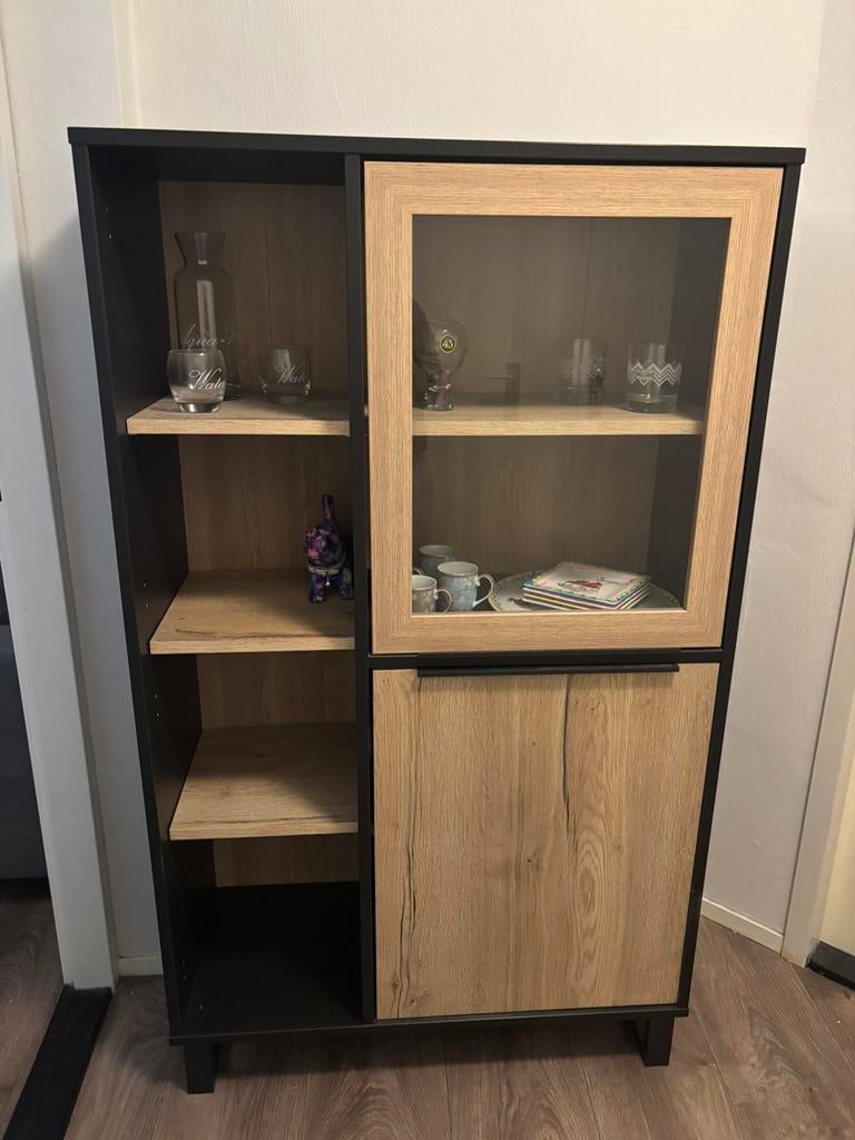 Meubelset vitrinekast/tv-kast/salontafel, Ophalen, Zo goed als nieuw