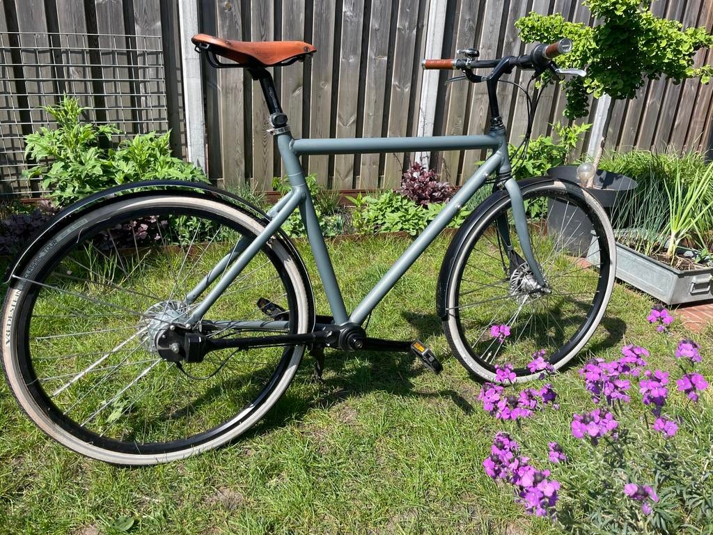 Zeer nette Brik fiets! Cardan aandrijving. 8 speed, Minder dan 10 versnellingen, Zo goed als nieuw, 53 tot 57 cm, Ophalen
