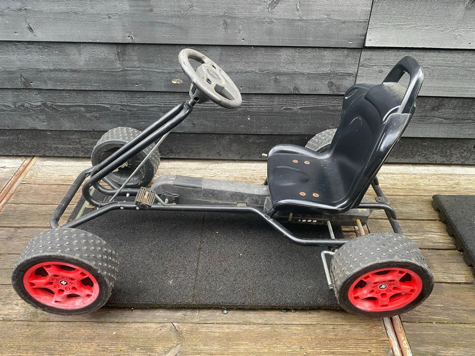 Robuuste skelter voor uren speelplezier, Ophalen, Gebruikt, Overige merken
