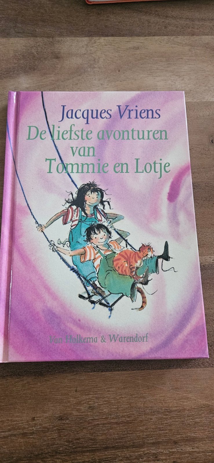 Jacques Vriens Tommie en lotje 2x, Ophalen of Verzenden, Gelezen, Fictie algemeen