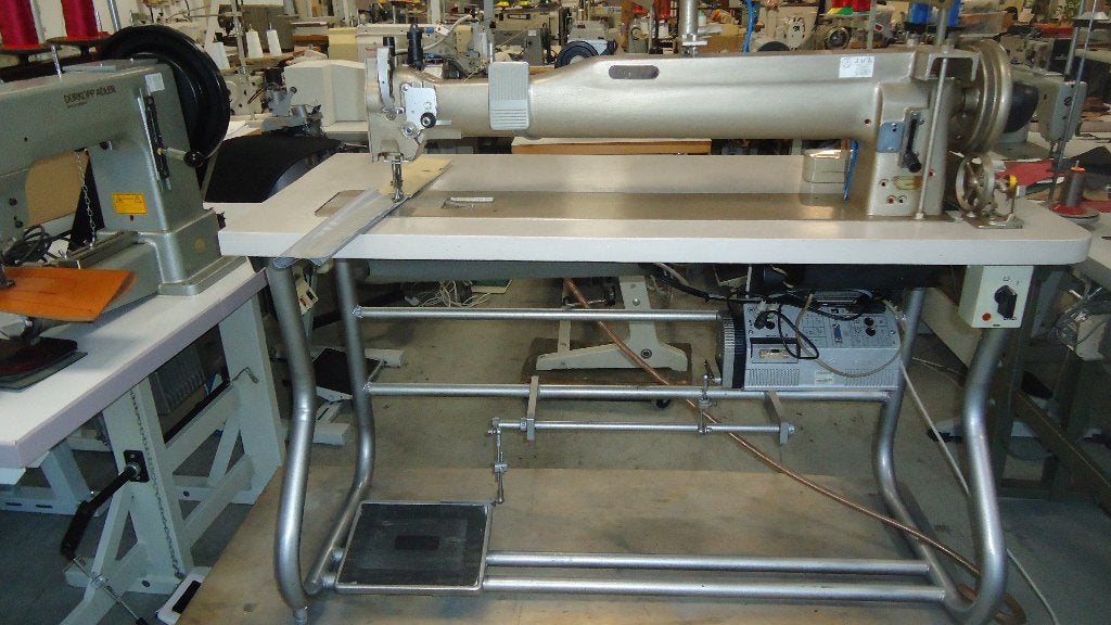Industrie Naaimachine Pfaff Langearm 3 voudig Transport)145, Ophalen of Verzenden, Naaimachine, Industrieel, Gebruikt