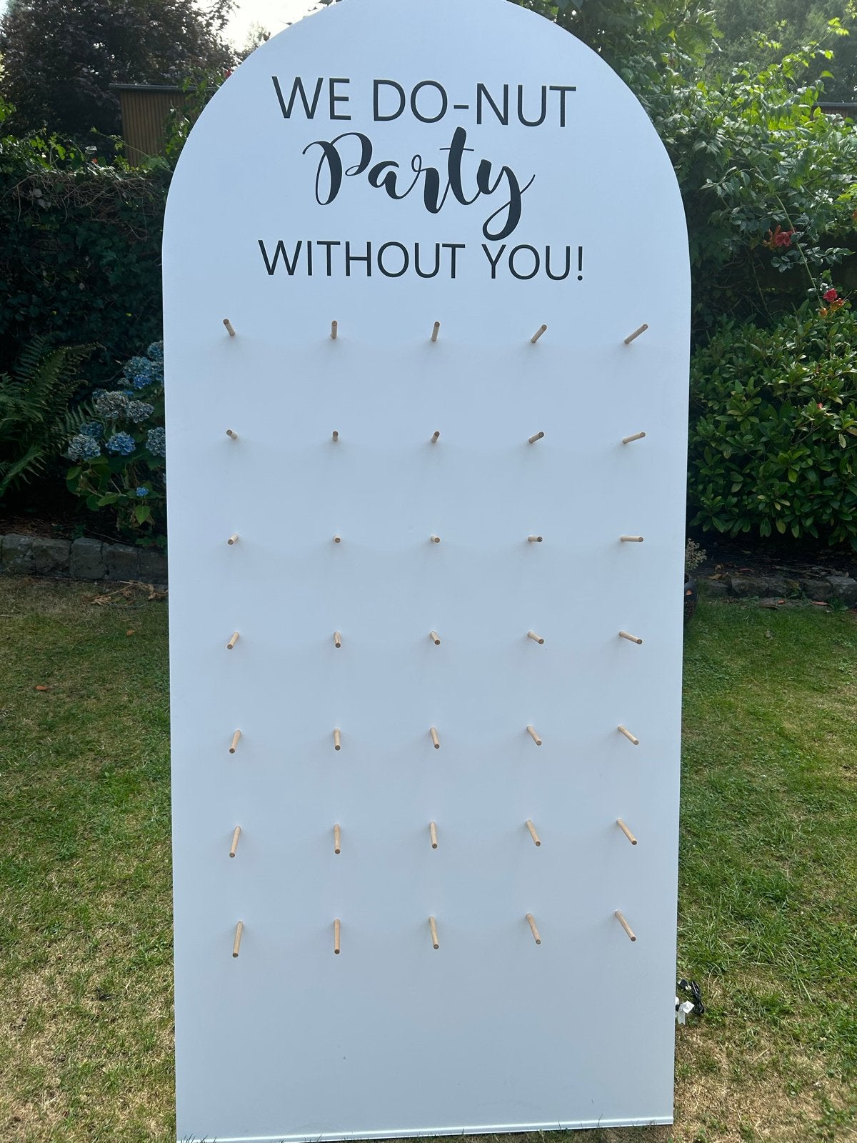 Donut Wall met LED Verlichting, Ophalen, Zo goed als nieuw, Versiering, Geboorte of Huwelijk