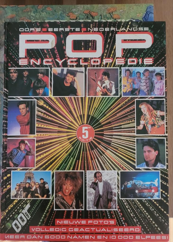 OOR's Eerste Nederlandse Pop Encyclopedie 5e Editie, Ophalen of Verzenden
