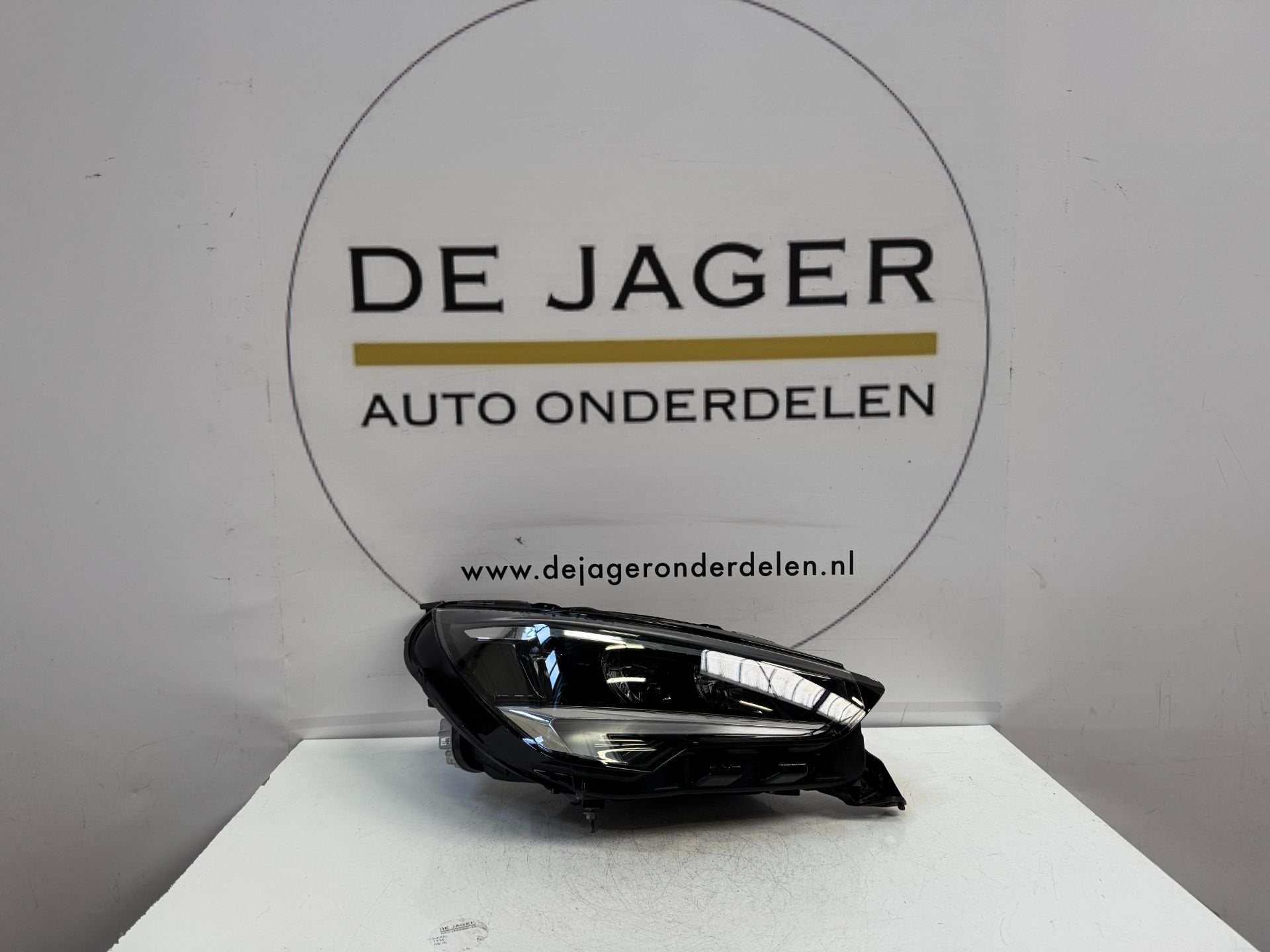 OPEL CORSA F FILL LED KOPLAMP RECHTS 2019- 9829522580, Auto-onderdelen, Gebruikt, Opel Automobile GmbH, Ophalen of Verzenden, Kontakt@opel-infoservice.de
