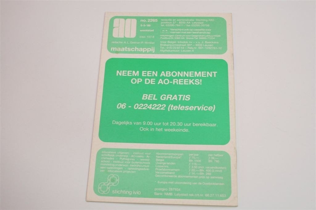 Holisme, New Age & Aquarius — Uitleg van deze Begrippen, Boeken, Ophalen of Verzenden, Gelezen, Overige onderwerpen, Achtergrond en Informatie