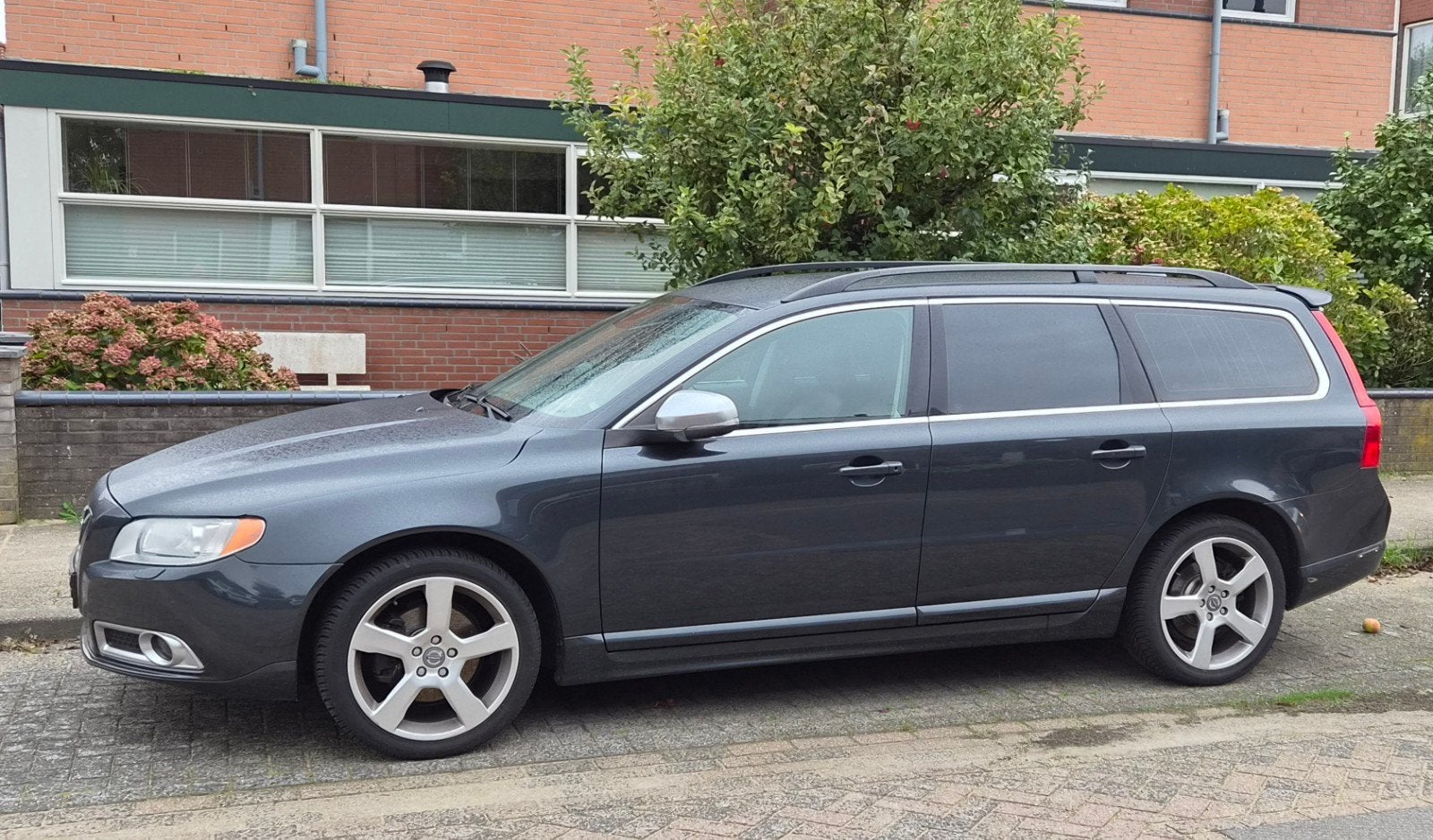 Volvo V70 T4 180pk 2012 | Trekhaak | Volleder | APK 7-2027, Voorwielaandrijving, 1596 cc, 15 km/l, 4 cilinders