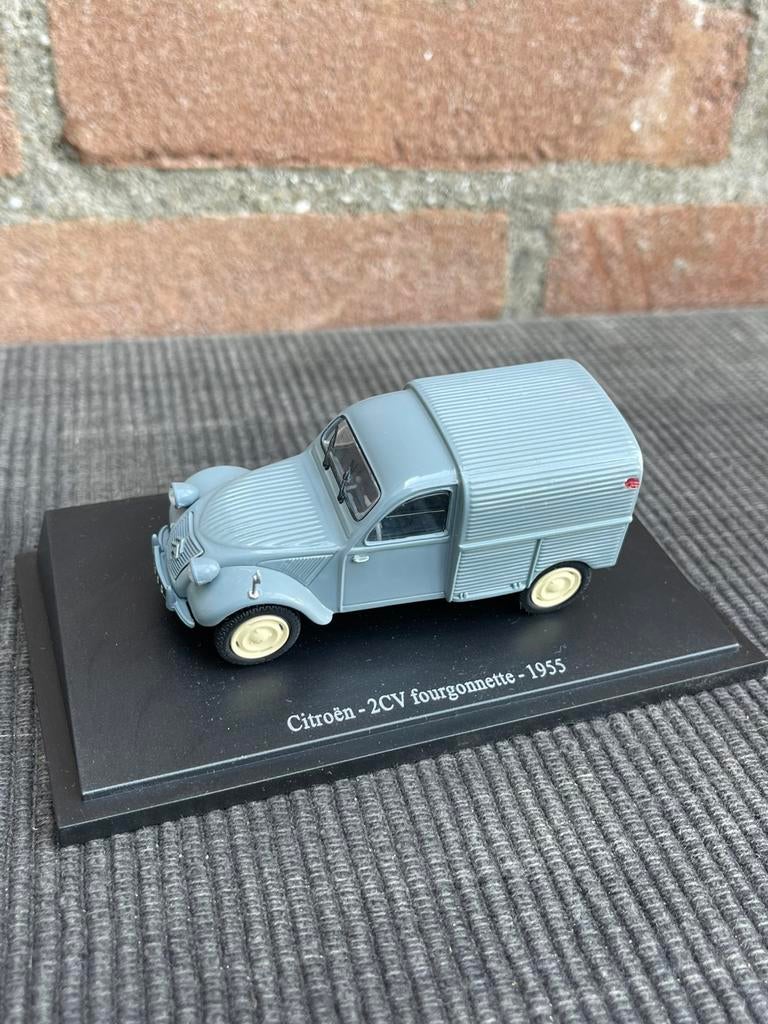 1:43 Citroën 2cv fourgonnette, Ophalen of Verzenden, Zo goed als nieuw, Auto, Overige merken